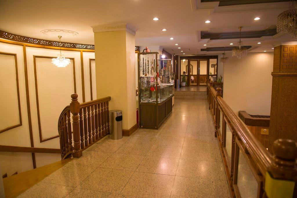 Panorama Hotel Rangun Zewnętrze zdjęcie